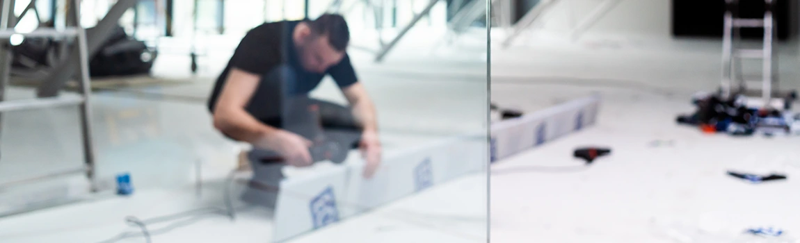 Emergency Commercial Glass Repair in Tampa, FL